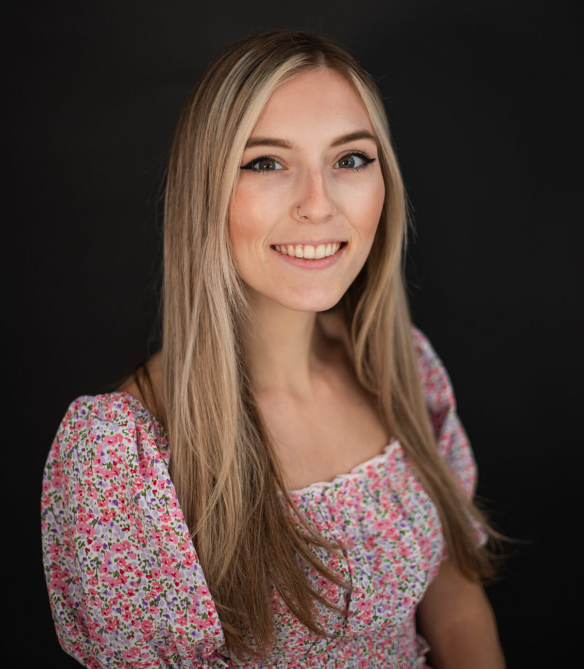 Alicia Blondies haircolor indiana Alicia Blondies haircolor indiana